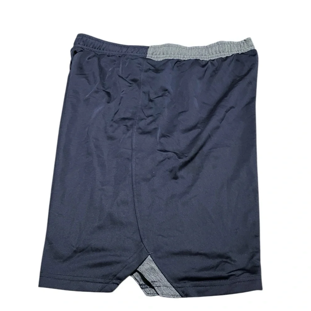 NWT UNDER ARMOUR MEN'S LOCKER SHORT - 9